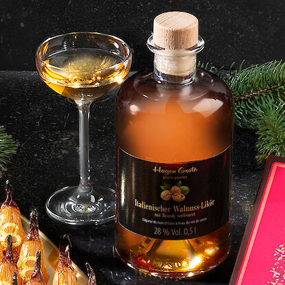 Liqueur de noix italienne selon une recette médiévale