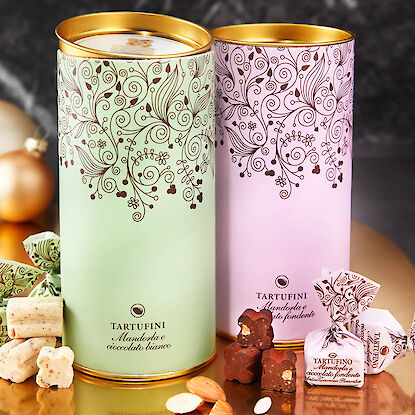 Italienische Tartufini-Pralinen mit Mandeln – edle Geschenkverpackung in Pastellfarben mit Schokoladentrüffeln