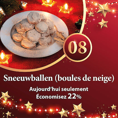 Bannière avec boules de neige pâtissières sur assiette, bougies et décorations de Noël, avec réduction de 22 %.